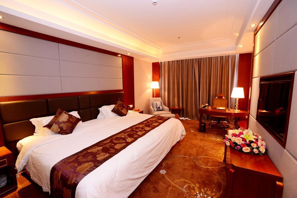 Xiangjiang Hotel Кунмин Екстериор снимка
