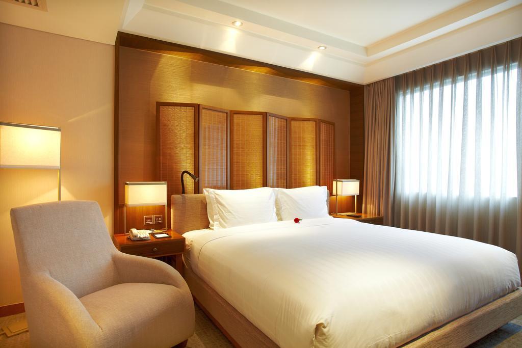 Xiangjiang Hotel Кунмин Екстериор снимка