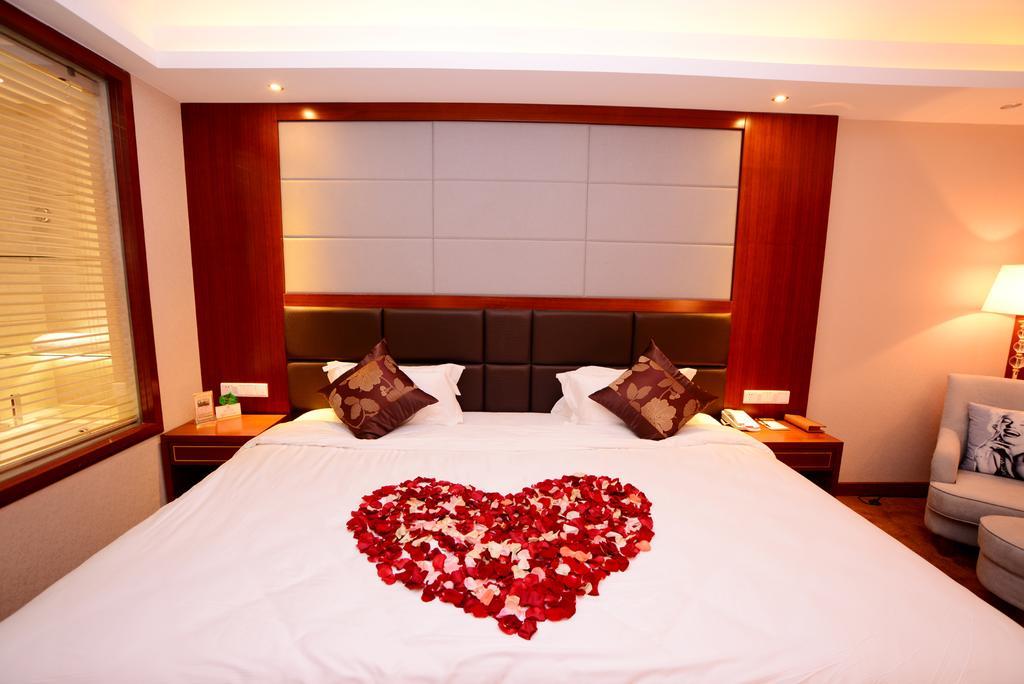 Xiangjiang Hotel Кунмин Екстериор снимка