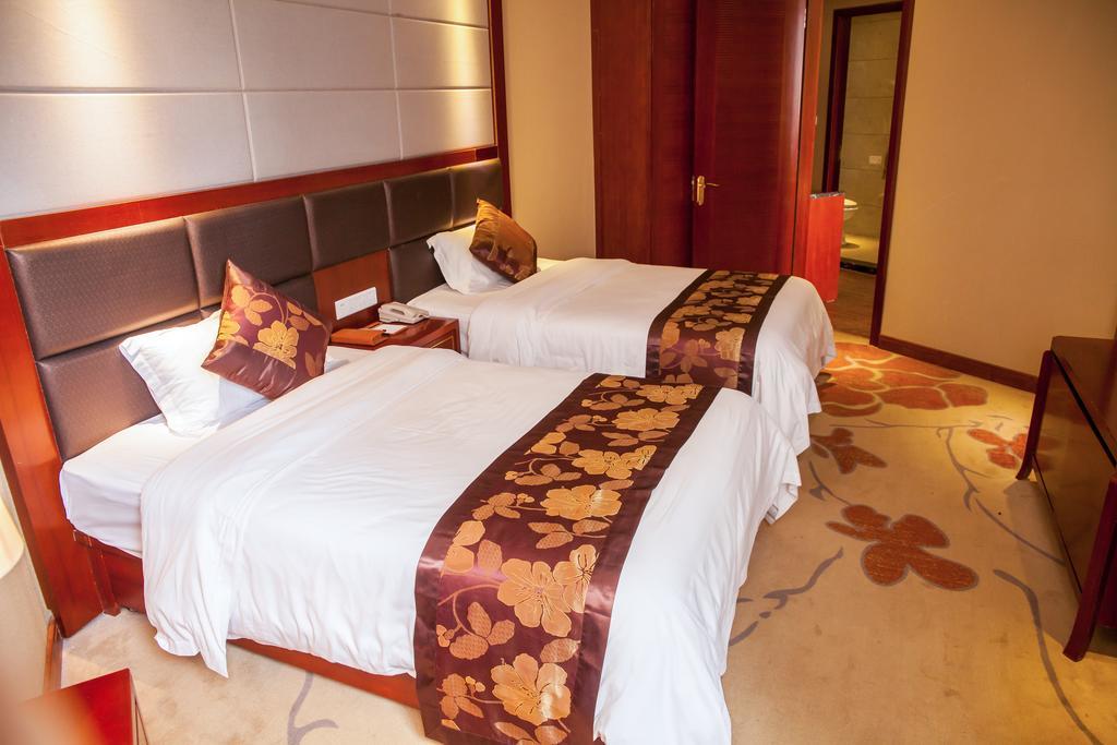 Xiangjiang Hotel Кунмин Екстериор снимка
