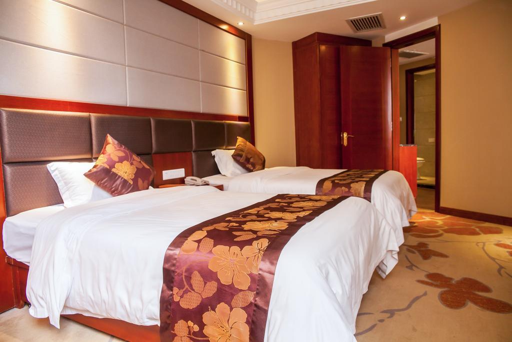 Xiangjiang Hotel Кунмин Екстериор снимка
